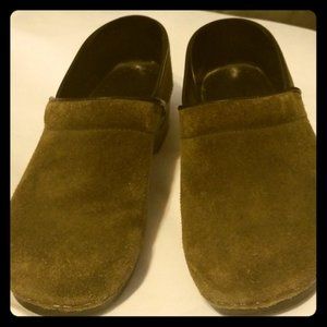 Dansko, Clogs, Olive Green, Size 11, Suede
